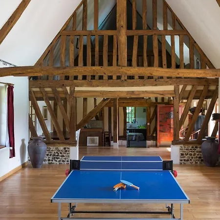 Hébergement de vacances Saint-maclou Chateau Sleeps 18 Pool Wifi Saint-Maclou (Eure)