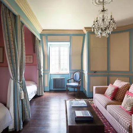 Hébergement de vacances Saint-maclou Chateau Sleeps 18 Pool Wifi
