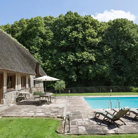Saint-maclou Chateau Sleeps 18 Pool Wifi Hébergement de vacances Saint-Maclou (Eure)